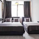 Hotel Kariva