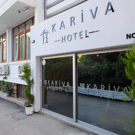 酒店 Kariva